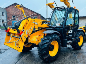 Погрузчик телескопический JCB LOADALL 531-70