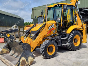 Экскаватор-погрузчик JCB 3CX PLUS